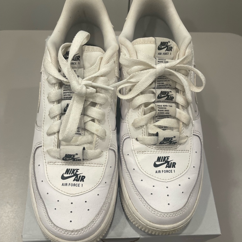 Nike Air Force 1